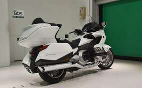 HONDA GL 1800 GOLD WING TOUR DCT 2022 SC79