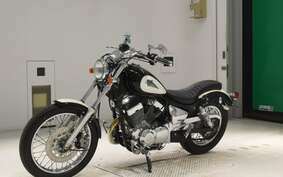 YAMAHA VIRAGO 250 3DM