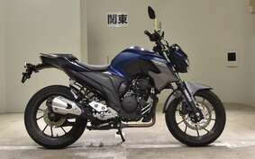 YAMAHA FZ25 RG42