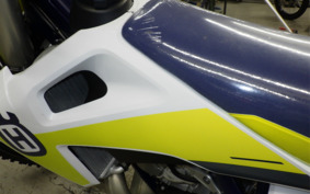 HUSQVARNA TC250