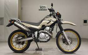 YAMAHA SEROW 250 Gen.2 DG17J