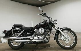 YAMAHA DRAGSTAR 250 VG02J