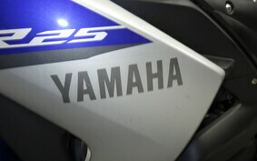 YAMAHA YZF-R25 RG10J