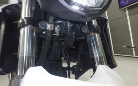 YAMAHA FZ25