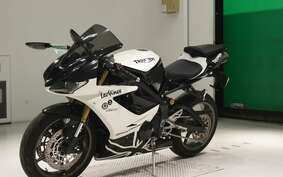 TRIUMPH DAYTONA 675 2009