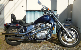 HONDA SHADOW 1100 1990 SC18