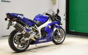 YAMAHA YZF-R1 1999 RN01