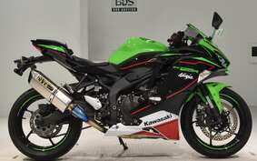 KAWASAKI ZX-25R ZX250E