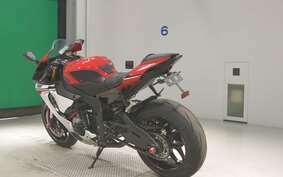 YAMAHA YZF-R1 2021 RN39