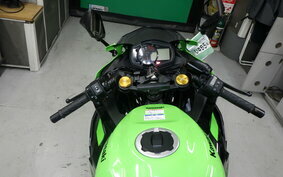 KAWASAKI ZX-25R ZX250E