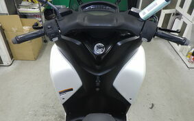 YAMAHA TRICITY 125 SE82J