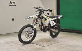 HUSQVARNA FE250