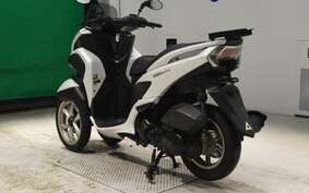 YAMAHA TRICITY 125 SE82J