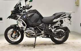 BMW R1250GS ADVENTURE 2023 0M11