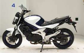 SUZUKI GLADIUS 2011 VK58A