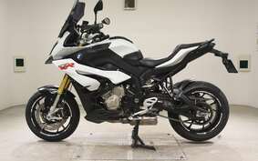 BMW S1000XR 2015