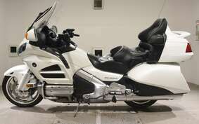 HONDA GL 1800 GOLD WING AIRBAG NAVI 2014 SC68