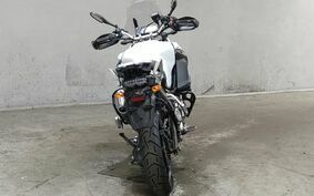 YAMAHA XT1200Z SUPER TENERE 2011 DP01