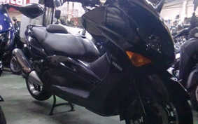 YAMAHA T-MAX 2005 SJ04J