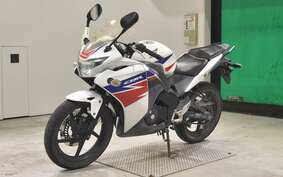 HONDA CBR125R JC50