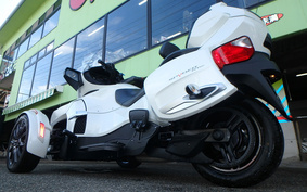 BRP CAN-AM Spyder RT-S 2015