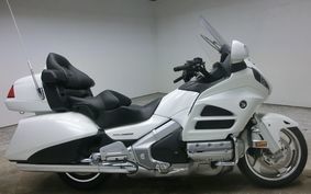 HONDA GL 1800 GOLD WING 2013 SC68