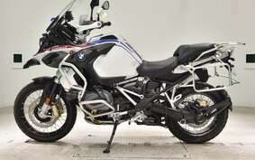 BMW R1250GS ADVENTURE 2022 0M11