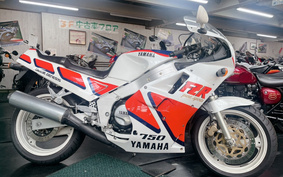 YAMAHA FZR750 1988 2LM