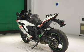 KAWASAKI ZX-25R ZX250E