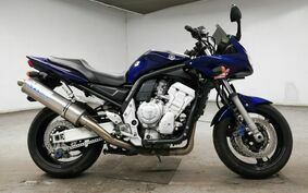 YAMAHA FZ FAZER FEATHER 2004 RN06