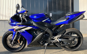 YAMAHA YZF-R1 2004 RN13