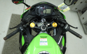 KAWASAKI ZX-25R ZX250E