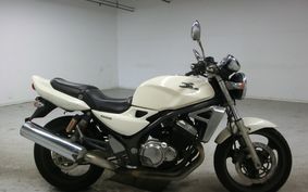 KAWASAKI BALIUS 250 Gen.2 2002 ZR250B