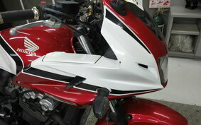 HONDA CB400 SUPER BOLDOR VTEC 2006 NC39