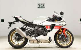 YAMAHA YZF-R1 2022 RN65J