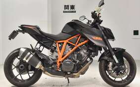 KTM 1290 SUPER DUKE R 2016 V3940