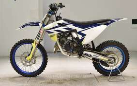 HUSQVARNA TC85 UXC2