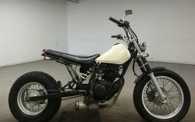 YAMAHA TW225 DG09J