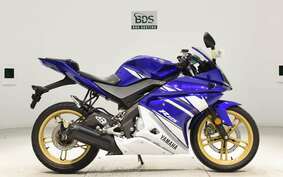 YAMAHA YZF-R125 RE06