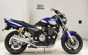 YAMAHA XJR1300 2001 RP03J