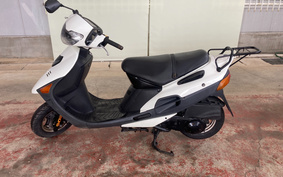 SUZUKI VECSTAR 125 CF42A