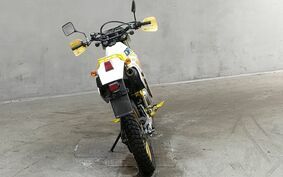 SUZUKI DR250 SH SJ44A