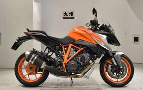 KTM 1290 SUPER DUKE GT 2022 V6940