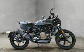 HUSQVARNA  スヴァルトピレン701 2020 UBV4