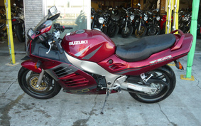 SUZUKI RF900R 2001 GT73A