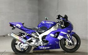 YAMAHA YZF-R1 1999 RN01