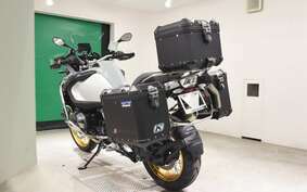 BMW R1250GS ADVENTURE 2023 0M11