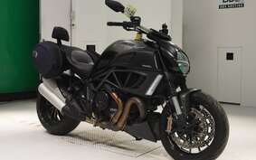 DUCATI DIAVEL STRADA 2014