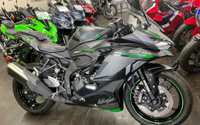 KAWASAKI ZX-4R SE 2023