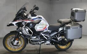 BMW R1250GS ADVENTURE 2021 0M11